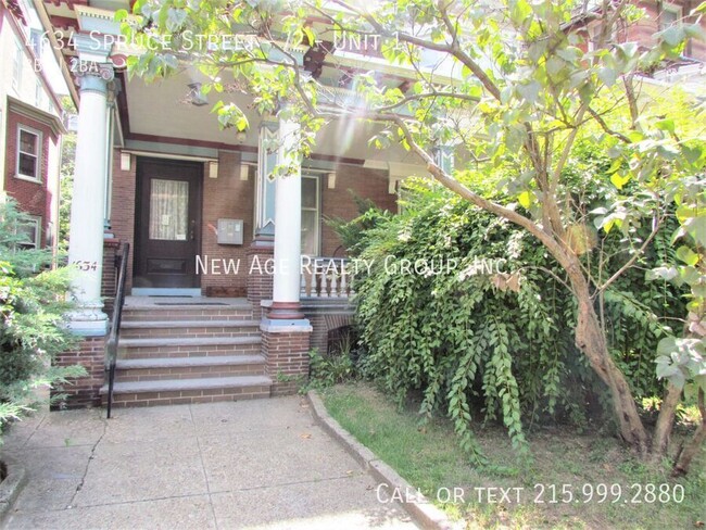 property at 4634 Spruce St