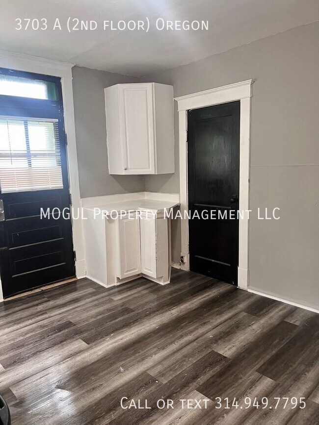 3703 Oregon Ave in St. Louis, MO - Building Photo - Building Photo
