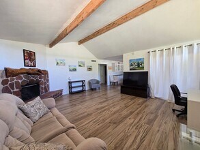 540 Sunset Ln in Sedona, AZ - Foto de edificio - Building Photo