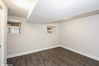 5021 S Indiana Ave in Chicago, IL - Building Photo - Building Photo
