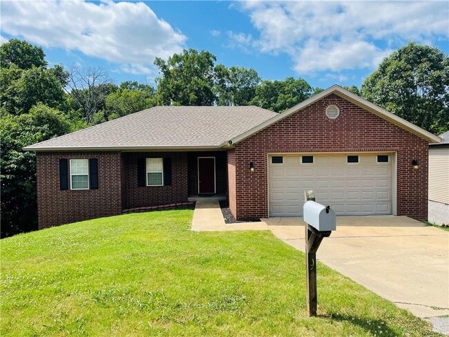 property at 9 Pennine Ln
