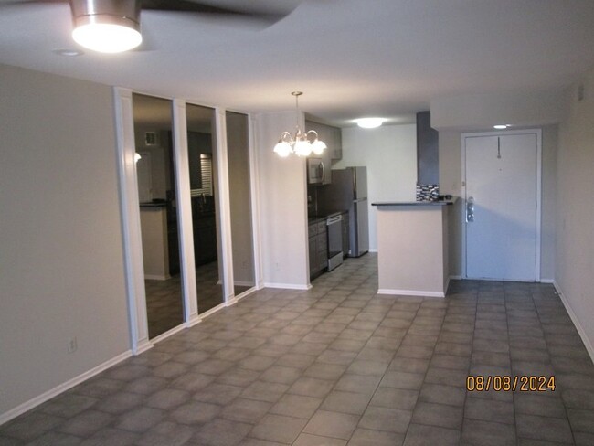 1819 Babcock Rd-Unit -109A in San Antonio, TX - Foto de edificio - Building Photo