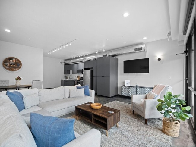 property at 3003 E 30th Ave