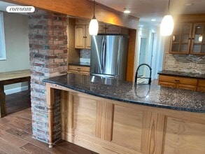 332 Locust St in Mount Vernon, NY - Building Photo - Building Photo
