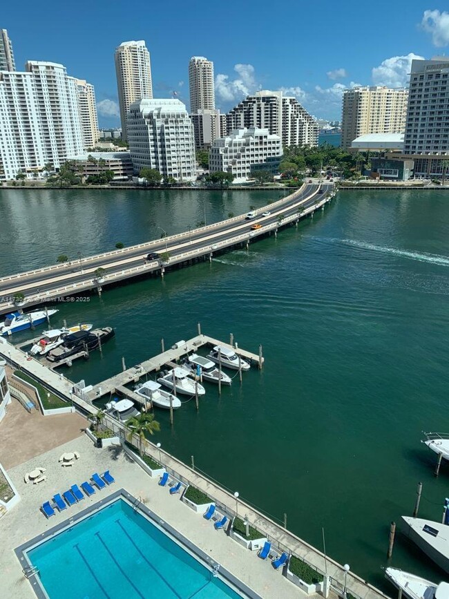 property at 905 Brickell Bay Dr