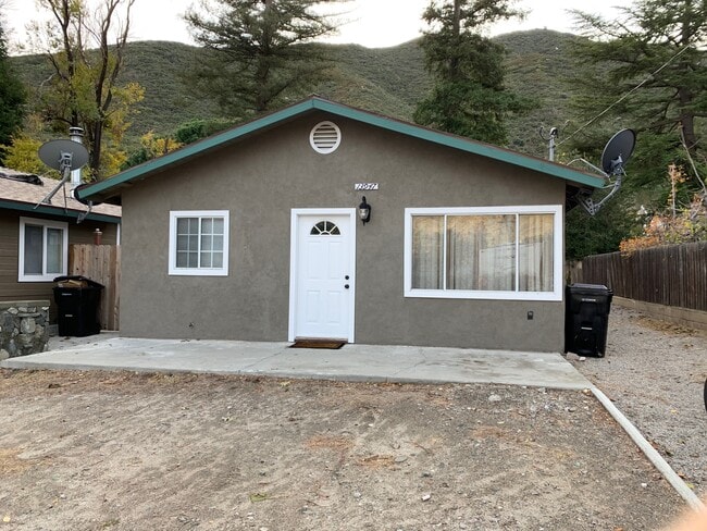 property at 13947 Meadow Ln