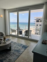 3450 S Ocean Blvd in Palm Beach, FL - Building Photo - Building Photo