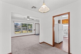 241 W Rittenhouse St in Houston, TX - Foto de edificio - Building Photo