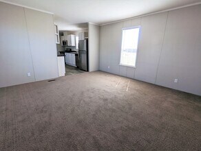 554 Delaware in Belleville, MI - Building Photo - Building Photo