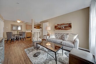 Summit Point in Oklahoma City, OK - Building Photo - Building Photo
