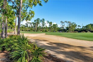 2654 Bolero Dr in Naples, FL - Building Photo