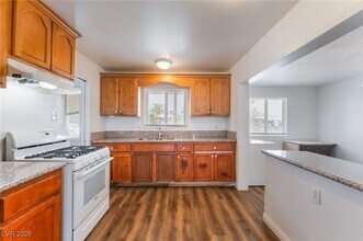 1109 Tumbleweed Ave in Las Vegas, NV - Building Photo - Building Photo