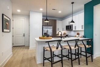Ridley at Waterset in Apollo Beach, FL - Foto de edificio - Building Photo