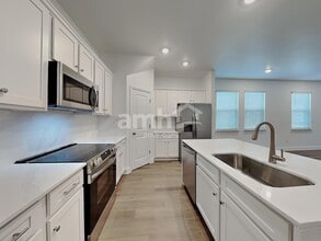 16397 Aubergine Aly in Montverde, FL - Foto de edificio - Building Photo