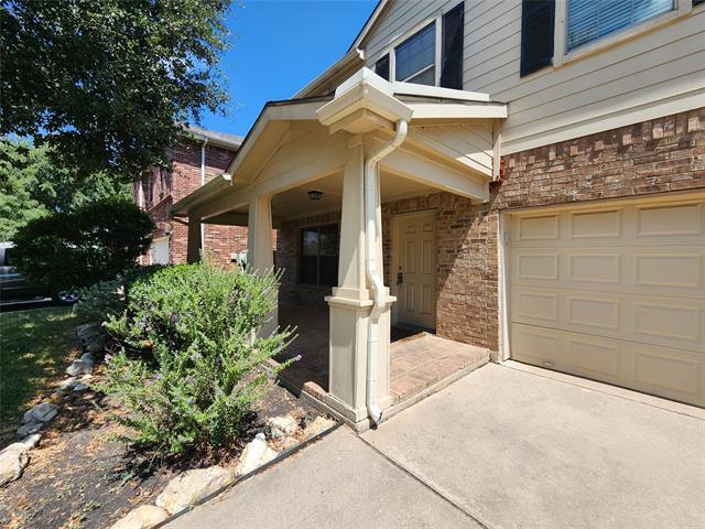 10520 Winding Passage Way in Fort Worth, TX - Building Photo - Building Photo