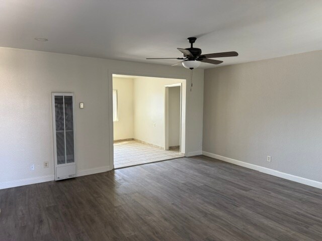 Sunset Palms Apartments in Downey, CA - Foto de edificio
