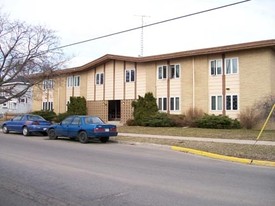 707 Clermont St Apartamentos