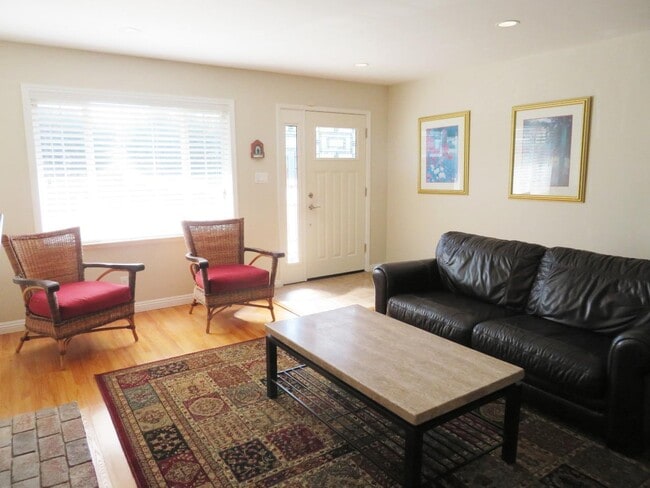 3850 Madera Wy in San Bruno, CA - Building Photo - Building Photo