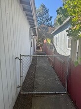 510 Plum St in Medford, OR - Building Photo - Building Photo