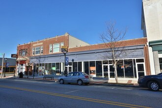 321 W Main St in Lansdale, PA - Building Photo - Building Photo