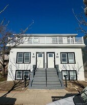 661 E Olive St in Long Beach, NY - Building Photo