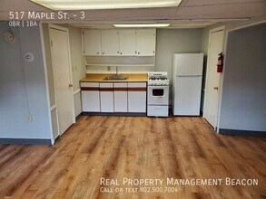 517 Maple St-Unit -3 in Hartford, VT - Building Photo - Building Photo