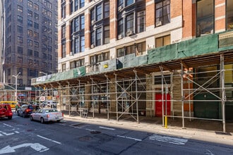 220 Park Ave S in New York, NY - Foto de edificio - Building Photo