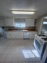 8948 Auburn Folsom Rd in Granite Bay, CA - Building Photo - Building Photo