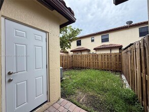 3204 SE 5th Ct in Homestead, FL - Building Photo - Building Photo