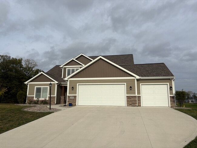 14182 Escondida Cv in Fort Wayne, IN - Building Photo - Building Photo