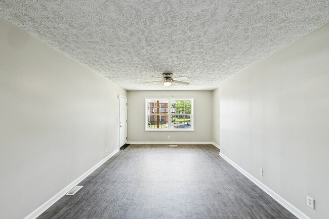 The Everly Apartments in Johnson City, TN - Foto de edificio - Building Photo