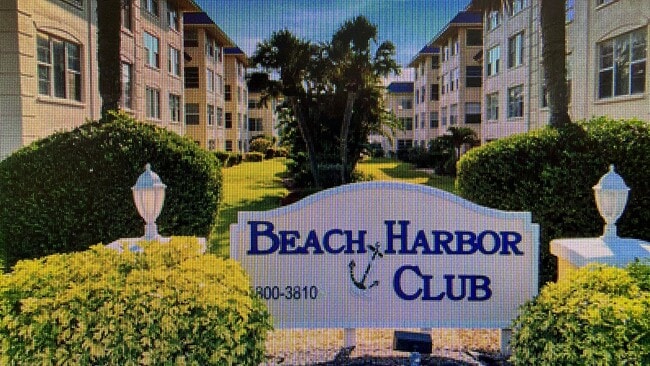 property at 3802 Gulf of Mexico Dr