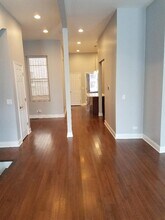 1034 N Orleans St in Chicago, IL - Foto de edificio - Building Photo