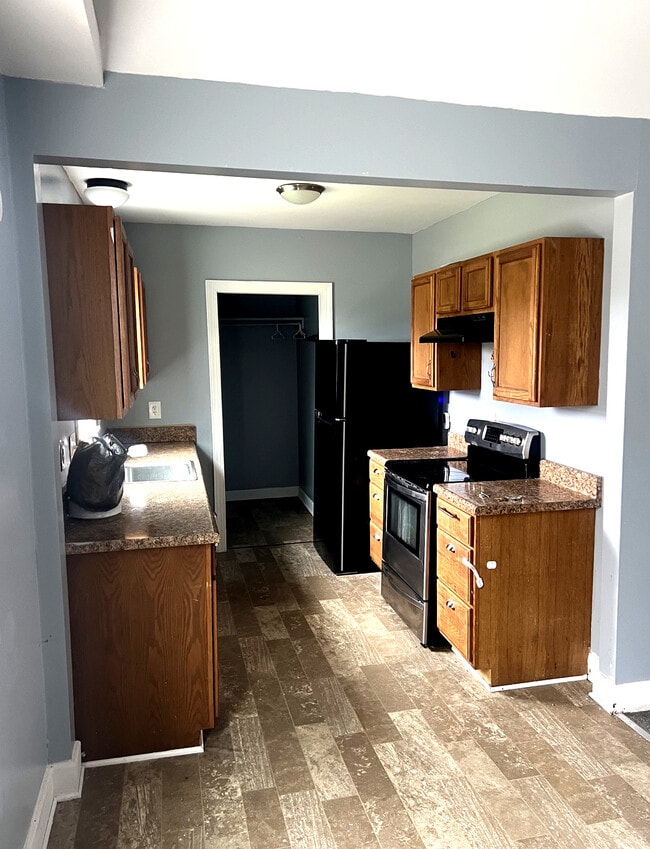 4703 Potter Rd, Unit Unit B in Matthews, NC - Building Photo - Building Photo