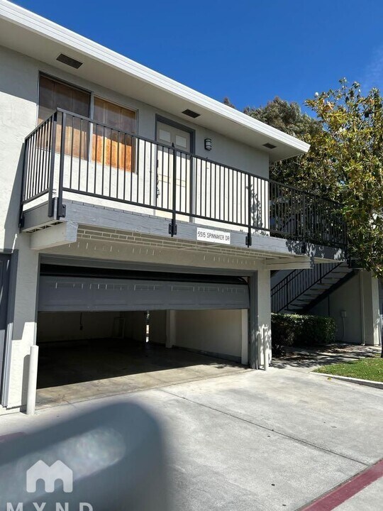 5515 Spinnaker Dr in San Jose, CA - Building Photo