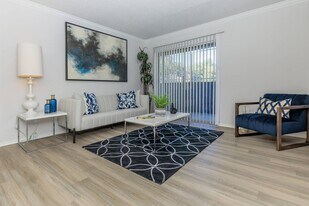 1217 Americana Ln, Unit 6102 in Mesquite, TX - Building Photo