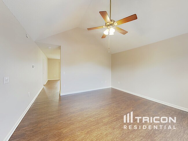 979 Stinson Glen Ln in Charlotte, NC - Building Photo - Building Photo