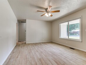 1507 Avondale Dr in Norman, OK - Building Photo - Building Photo