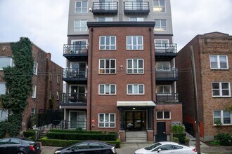 319 Summit Ave E in Seattle, WA - Building Photo - Building Photo