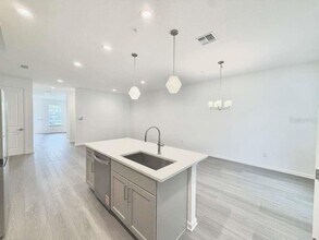 1866 Falconhurst Ln in Apopka, FL - Building Photo - Building Photo