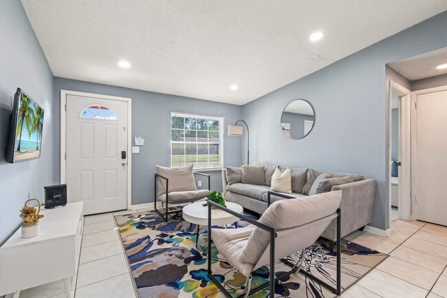 property at 10941 Hardwick Ln