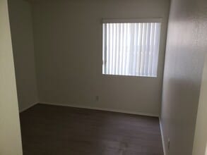 7360 Ayers Rock Rd in Riverside, CA - Building Photo - Building Photo