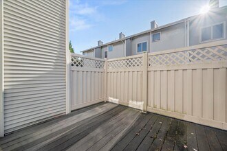 243 Carron St in Pittsburgh, PA - Building Photo - Building Photo