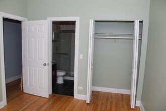 6832 N Ashland Blvd in Chicago, IL - Building Photo - Building Photo