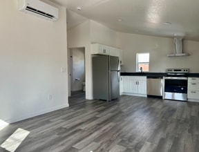 2079 S Pennsylvania St in Denver, CO - Building Photo - Building Photo