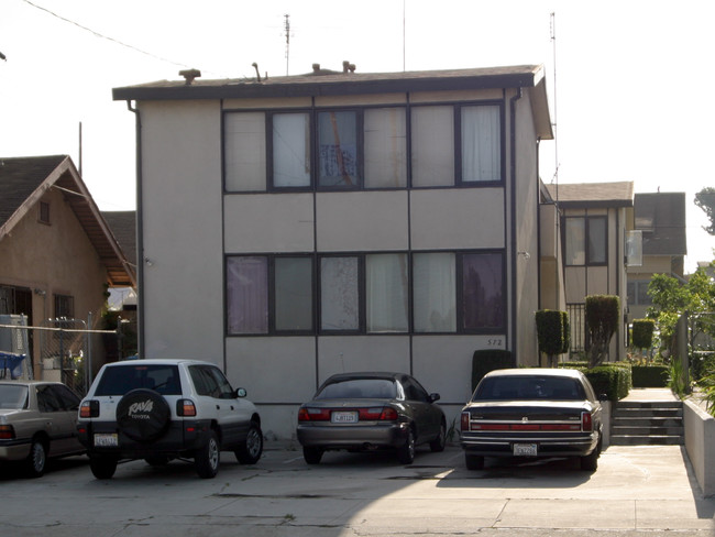 572 N Virgil Ave in Los Angeles, CA - Building Photo - Building Photo