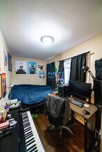 4 Burke St, Unit 1 in Boston, MA - Foto de edificio - Building Photo