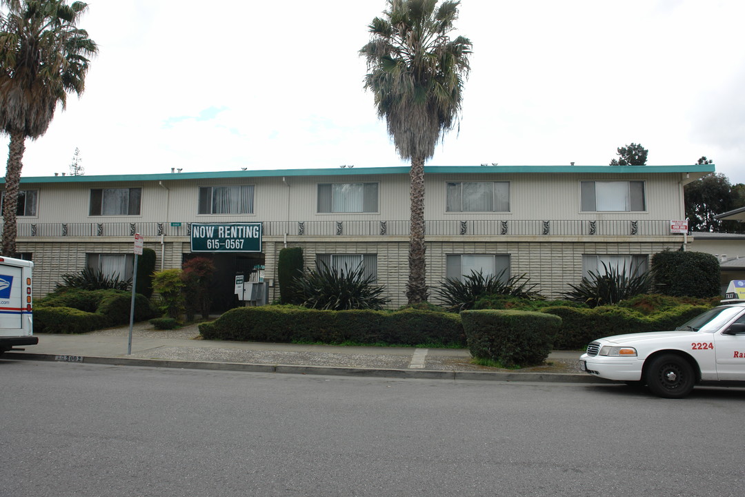 3002 Magliocco Dr in San Jose, CA - Building Photo