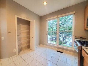 6030 Lincolnia Rd in Alexandria, VA - Building Photo - Building Photo