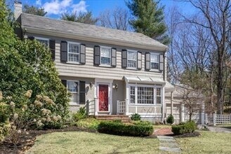 124 Rangeley Rd in Brookline, MA - Building Photo - Building Photo